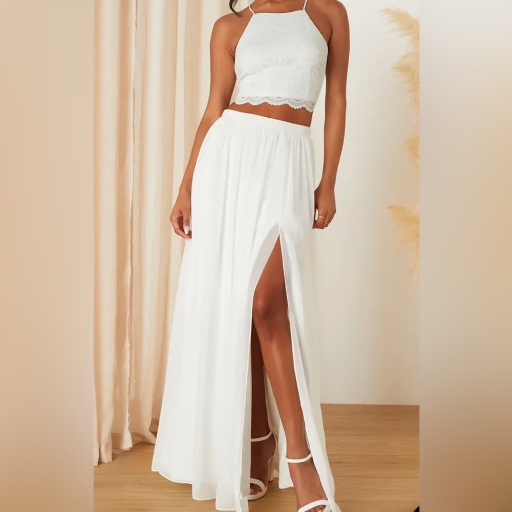 Lulu’s 2 Piece Maxi Dress with White Lace Crop Top and High Waist Skirt | S